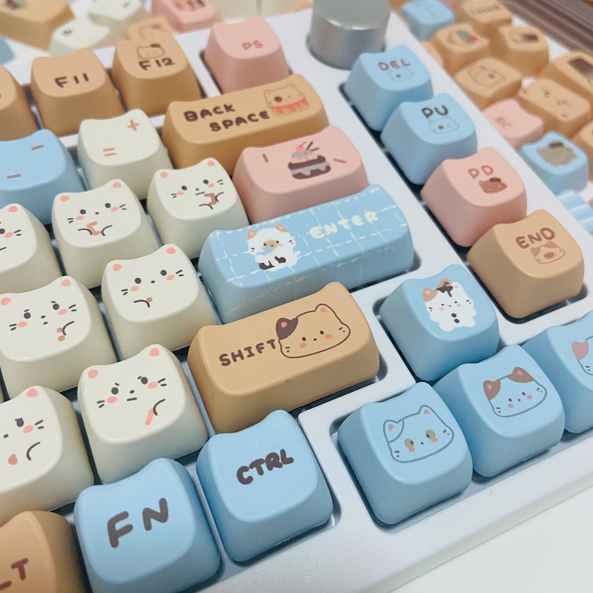 Sea Salt Cat Key Cap Party Pink Keycap MAO Profile Replacement Keycaps for Mechanical Keyboard 61 64 68 78 84 87 96 98 104 108